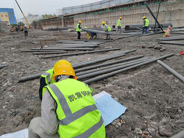 盐城螺栓球网架结构